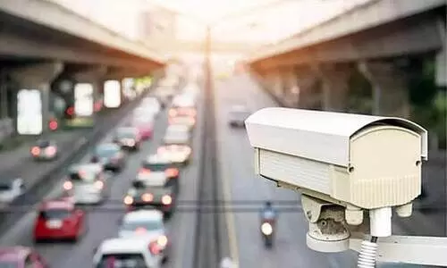 എ.ഐ ക്യാമറ അഴിമതി ആരോപണം; കോടതി മേൽനോട്ടത്തിൽ അന്വേഷണം ആവശ്യപ്പെട്ട് വി.ഡി സതീശന്‍റേയും ചെന്നിത്തലയുടേയും ഹരജി തള്ളി