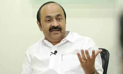 ഉപദേശത്തിന് നന്ദി, കോൺഗ്രസിനെതിരെ ചൂണ്ടുമ്പോൾ നാലുവിരൽ മുഖ്യമന്ത്രിയുടെ നേർക്ക്; ബി.ജെ.പിക്ക് കാളയെ ആവശ്യംവന്നല്ലോ ഉപദേശത്തിന് നന്ദി, കോൺഗ്രസിനെതിരെ ചൂണ്ടുമ്പോൾ നാലുവിരൽ മുഖ്യമന്ത്രിയുടെ നേർക്ക്; ബി.ജെ.പിക്ക് കാളയെ ആവശ്യംവന്നല്ലോ