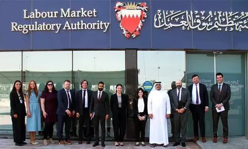 എൽ.എം.ആർ.എ പ്രവാസി സംരക്ഷണ കേന്ദ്രം സന്ദർശിച്ച് യു.എസ് കോൺഗ്രസ് പ്രതിനിധി സംഘം