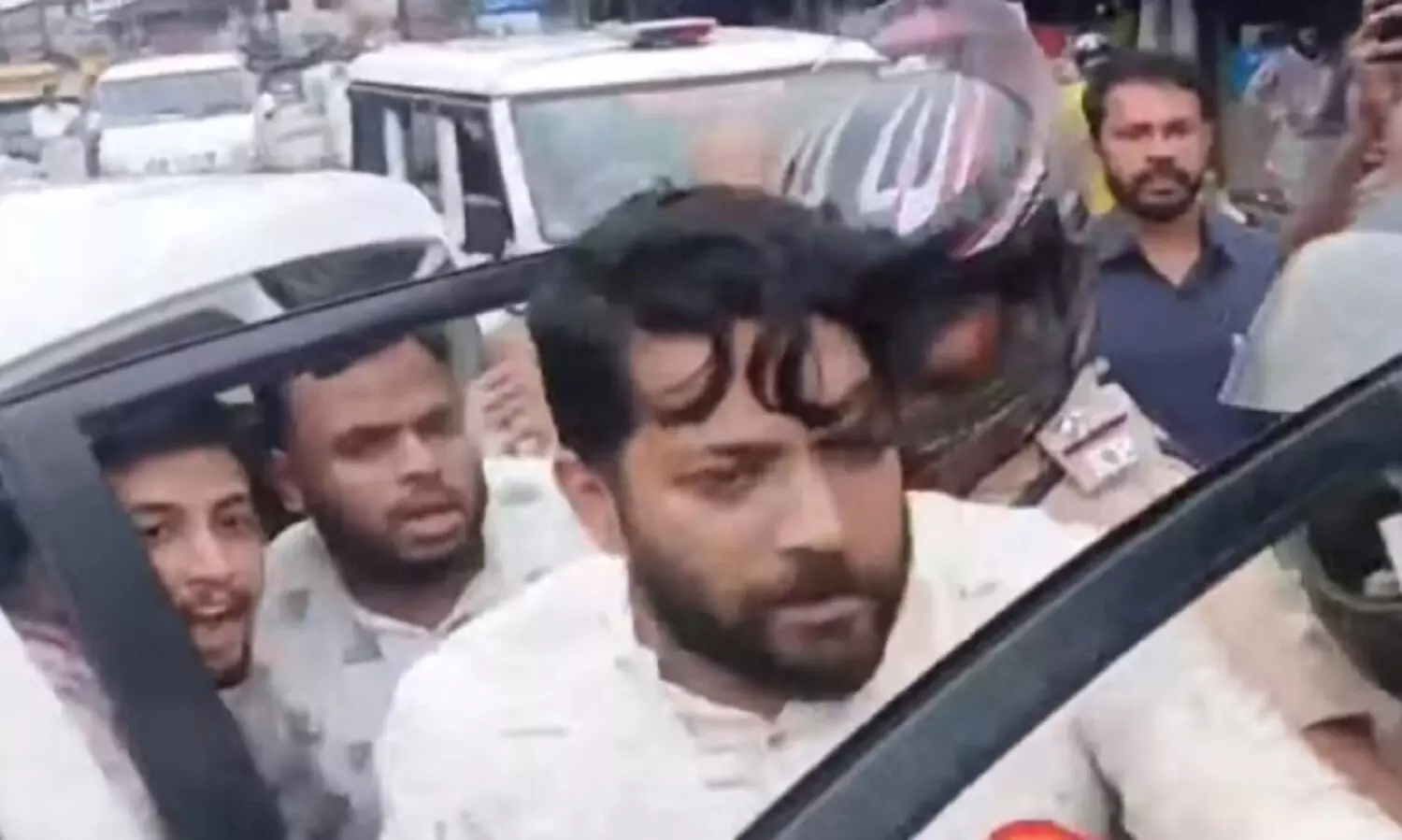 സ​മ​ര​ത്തി​ന്റെ പേ​രി​ൽ ആ​ഭാ​സം അ​നു​വ​ദി​ക്കാ​നാ​കി​ല്ല; ഒ.​ഐ.​സി.​സി പാ​ല​ക്കാ​ട് ജി​ല്ല ക​മ്മി​റ്റി