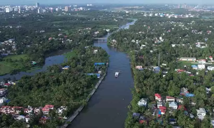 വാട്ടര്‍മെട്രോ കൊച്ചി വിമാനത്താവളത്തിലേക്ക്; പ്രാരംഭ സാധ്യത പഠനം ആരംഭിച്ചു