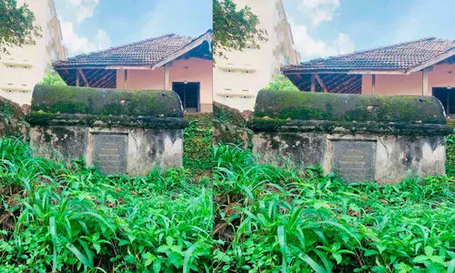 മ​ഞ്ചേ​രി യു​ദ്ധ​ത്തി​ന് 176 വ​ർ​ഷം; ച​രി​ത്ര​സ്മാ​ര​കം അ​വ​ഗ​ണ​ന​യി​ൽ