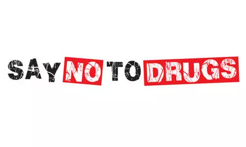 ല​ഹ​രി; സ്‌​കൂ​ൾ പ​രി​സ​ര​ങ്ങ​ളി​ൽ എ​ക്​​സൈ​സ്​ പ​രി​ശോ​ധ​ന 1723 ത​വ​ണ