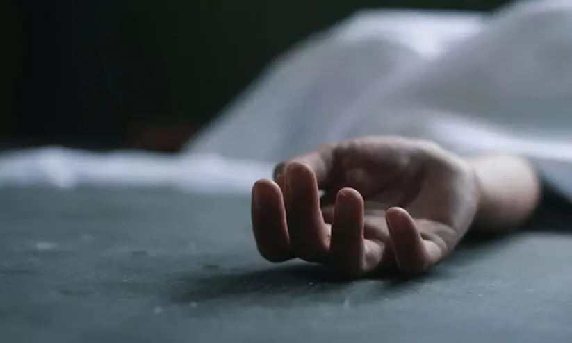 Symbolic image Symbolic image