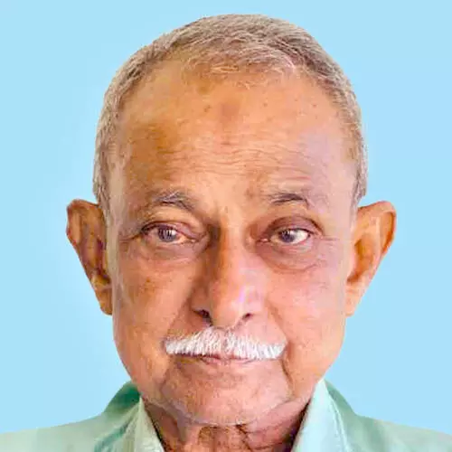 കു​ഞ്ഞ​ല​വി