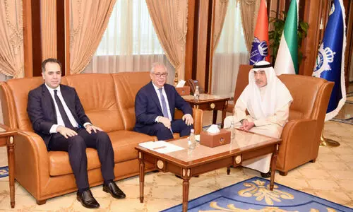 ആ​ഭ്യ​ന്ത​ര മ​ന്ത്രി ഈ​ജി​പ്ത് അം​ബാ​സ​ഡ​റു​മാ​യി കൂ​ടി​ക്കാ​ഴ്ച ന​ട​ത്തി