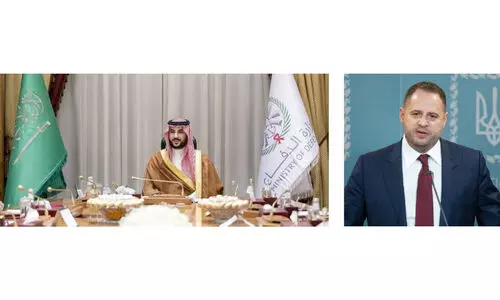 സൗ​ദി പ്ര​തി​രോ​ധ മ​ന്ത്രി​യും യു​ക്രെയ്ൻ പ്ര​സി​ഡ​ന്റി​ന്റെ ഓ​ഫി​സ് ഡ​യ​റ​ക്ട​റും കൂ​ടി​ക്കാ​ഴ്ച ന​ട​ത്തി