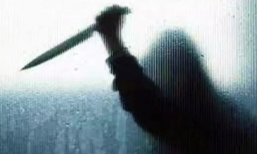 സമൂഹ മാധ്യമത്തിൽ ബ്ലോക്ക് ചെയ്തു; പ്രണയപ്പകയിൽ വിദ്യാര്‍ഥിനിയെ യുവാവ് കഴുത്തറുത്ത് കൊന്നു