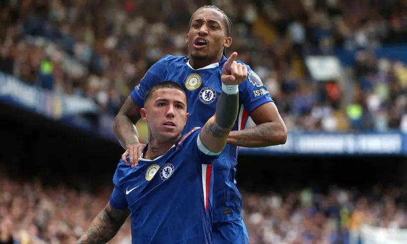 ‘വാറി’ന്റെ നാടകീയതകളും കടന്ന് ചെൽസി, ഫുൾഹാമിനെ വീഴ്ത്തി പട്ടികയിൽ ഒന്നാമത് ‘വാറി’ന്റെ നാടകീയതകളും കടന്ന് ചെൽസി, ഫുൾഹാമിനെ വീഴ്ത്തി പട്ടികയിൽ ഒന്നാമത്