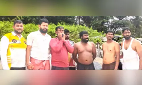 മാൽപെയിൽ മീൻപിടിത്ത ബോട്ട് മറിഞ്ഞു; തൊഴിലാളികളെ രക്ഷിച്ചു