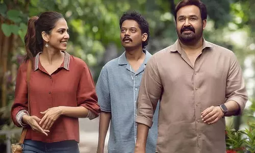 പ്രേക്ഷകർ ഹൃദയത്തിലേറ്റുന്ന ഹൃദയപൂർവം പ്രേക്ഷകർ ഹൃദയത്തിലേറ്റുന്ന ഹൃദയപൂർവം