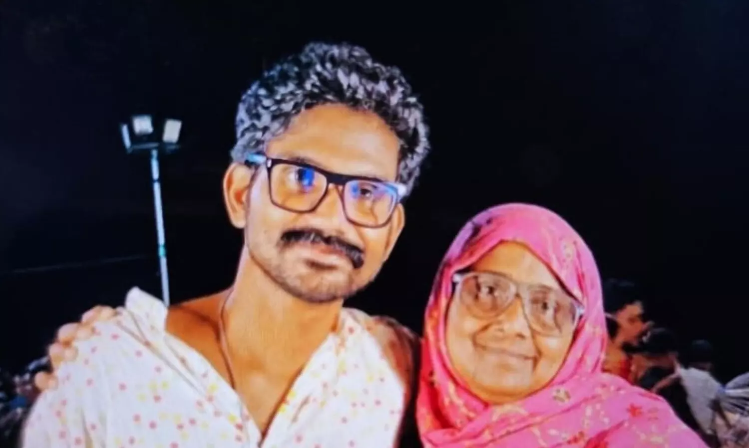 സംസ്കൃതനാടകവേദിയിൽ തിളങ്ങി പരപ്പനങ്ങാടി സ്വദേശി ഗലീൽ