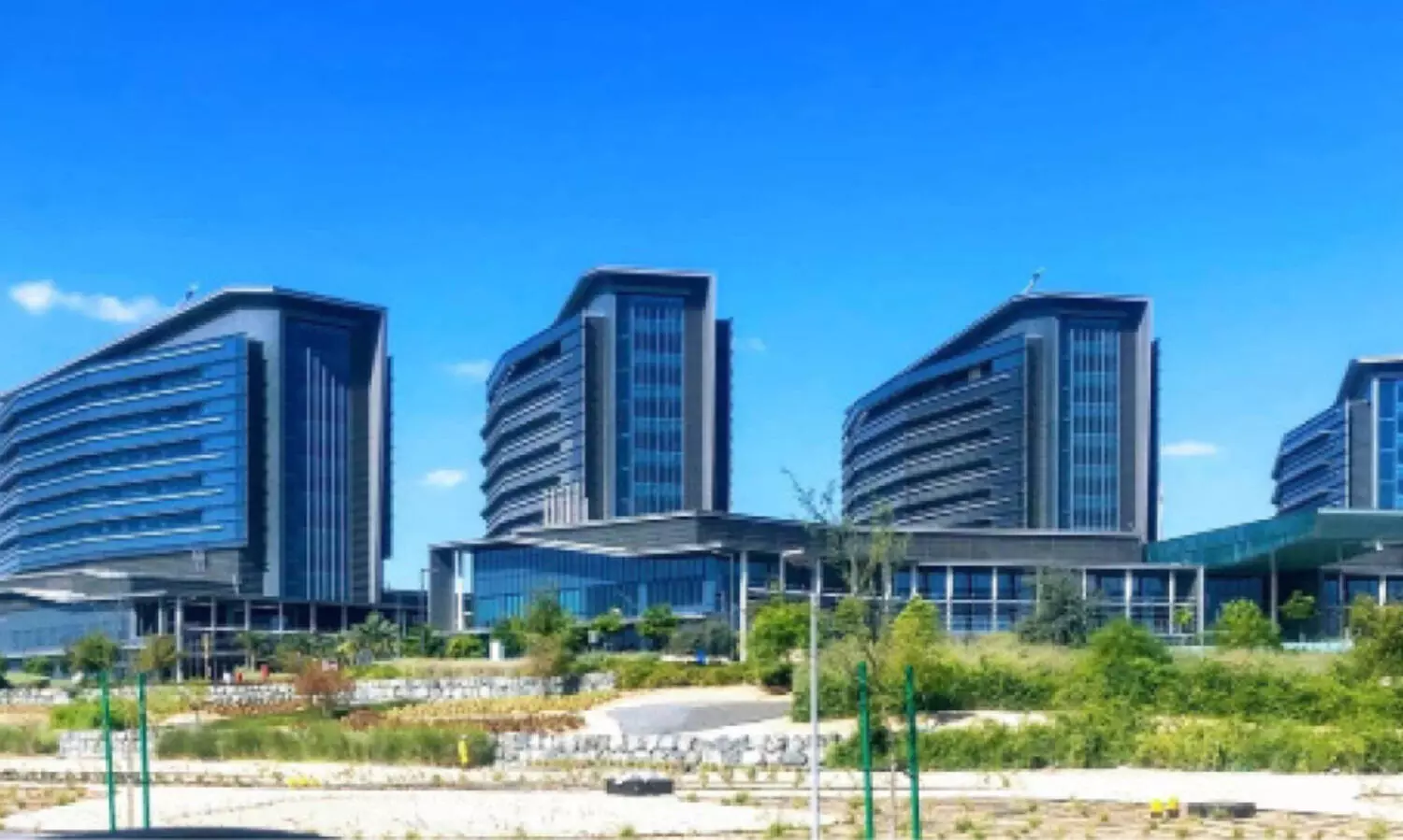 തീ​പൊ​ള്ള​ൽ ചി​കി​ൽ​സ​യി​ൽ ശൈ​ഖ് ശ​ഖ്​​ബൂ​ത് മെ​ഡി​ക്ക​ല്‍ സി​റ്റി​ക്ക്​ നേ​ട്ടം