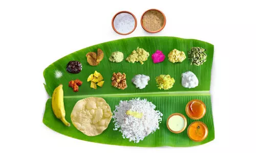 ഏ​ത് മൂ​ഡ്...​സ​ദ്യ മൂ​ഡ്... 25 റി​യാ​ൽ മു​ത​ൽ വി​വി​ധ നി​ര​ക്കു​ക​ളി​ൽ സ​ദ്യ ല​ഭ്യ​മാ​ണ്