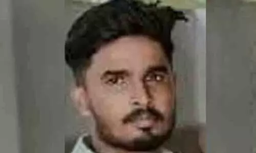 നിയന്ത്രണം വിട്ട സ്‌കൂട്ടറിൽ നിന്നും തെറിച്ചുവീണ യുവാവ് ബസ് കയറി മരിച്ചു