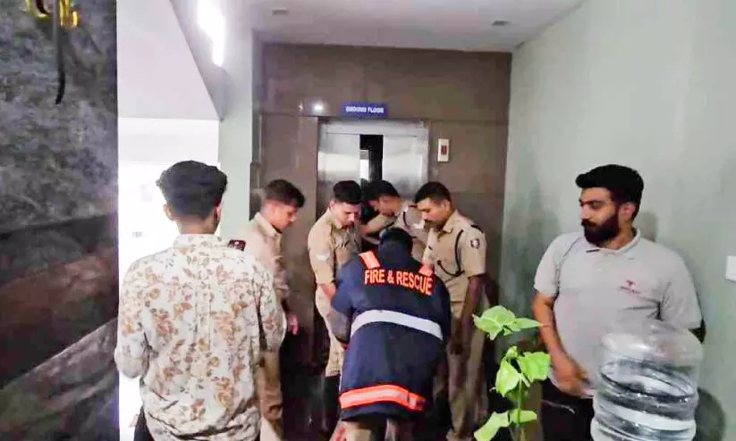 fire force escaped people from lift fire force escaped people from lift