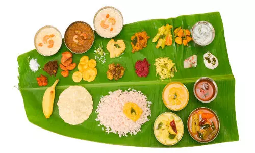 അടപ്രഥമൻ മുതൽ ഉപ്പുവരെ; ഇതാ ഒറ്റ ക്ലിക്കിൽ ഓണസദ്യ