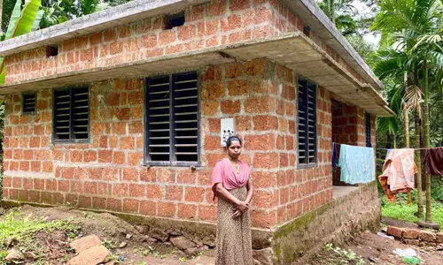 ഐ.ടി.ഡി.പിയുടെ ഉടക്ക്; ഗീതയുടെ വീട് പാതിവഴിയിൽ