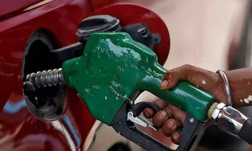 എത്തനോൾ കലർന്ന പെട്രോൾ   രാജ്യവ്യാപകമാക്കുന്നതിനെതിരായ ഹരജി തള്ളി സുപ്രീംകോടതി