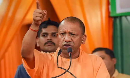 അധിനിവേശക്കാരുടെ ക്രൂരതയിൽ ഹിന്ദു ജനസംഖ്യ കുറഞ്ഞെന്ന് യോഗി ആദിത്യനാഥ്