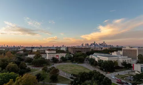 കുടുംബത്തിന്റെ കമ്യൂണിസ്റ്റ് ബന്ധം: അമേരിക്കയിൽ പഠിക്കാനെത്തിയ ചൈനീസ് വിദ്യാർഥിയെ ചോദ്യം ചെയ്ത് തിരിച്ചയച്ചു