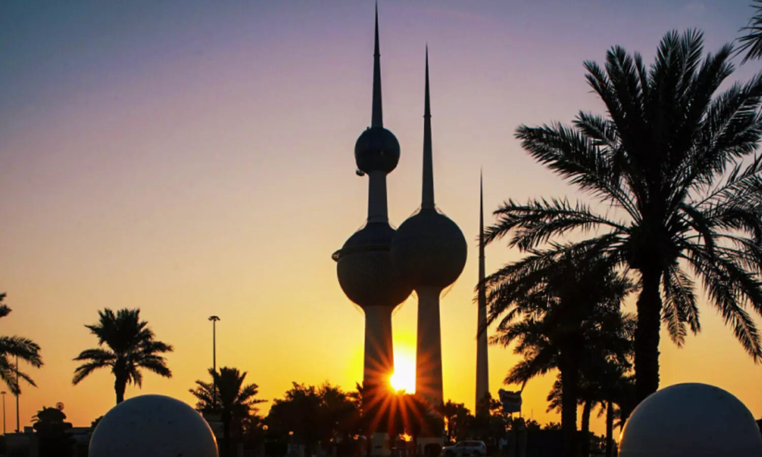 ക​ന​ത്ത ചൂ​ടി​ൽനി​ന്ന് വി​ട; ഈ ​മാ​സം പ​കു​തി​യോ​ടെ താ​പ​നി​ല കു​റ​യും