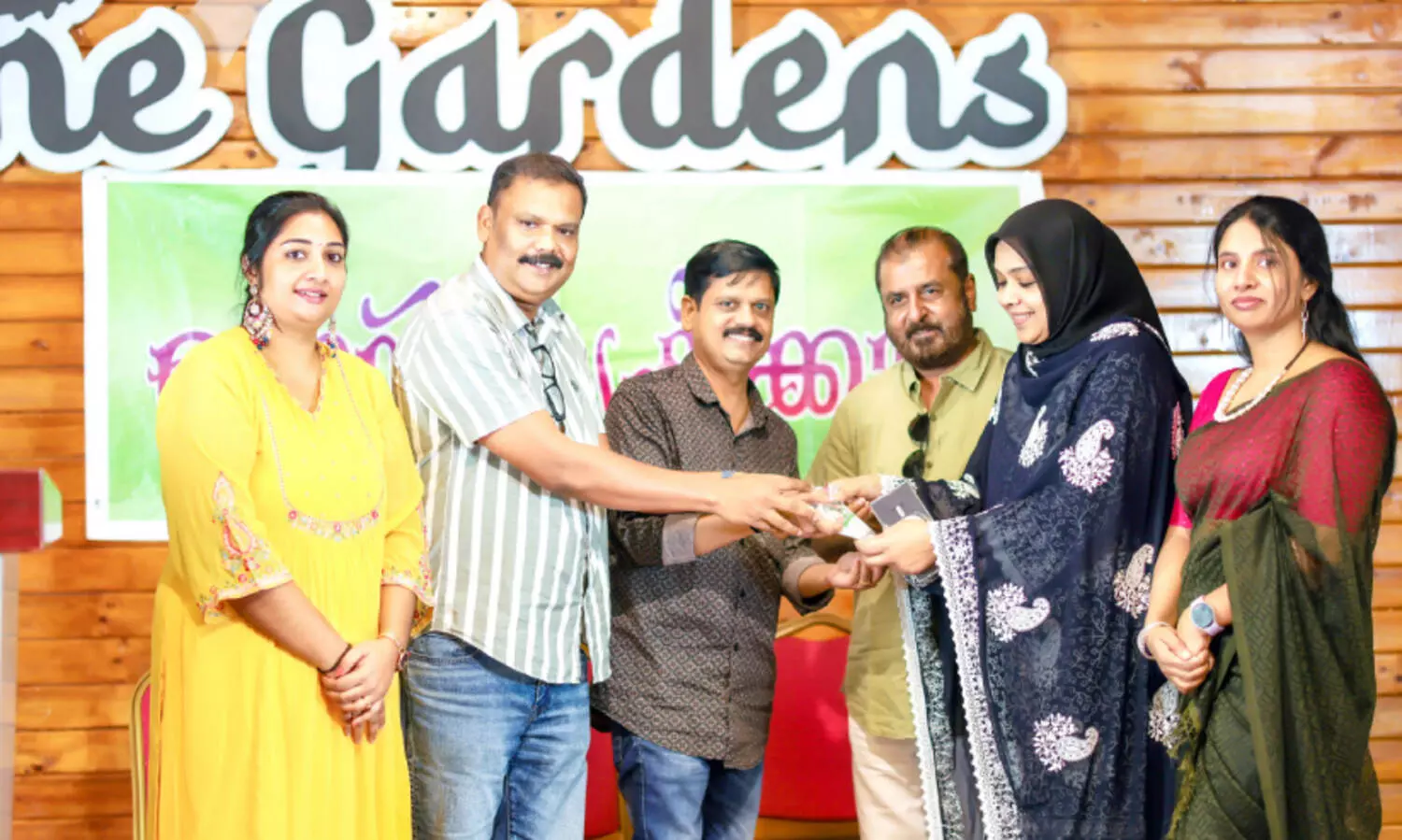 ഒ​മാ​ൻ കൃ​ഷി​ക്കൂ​ട്ടം വി​ത്ത്‌ വി​ത​ര​ണം