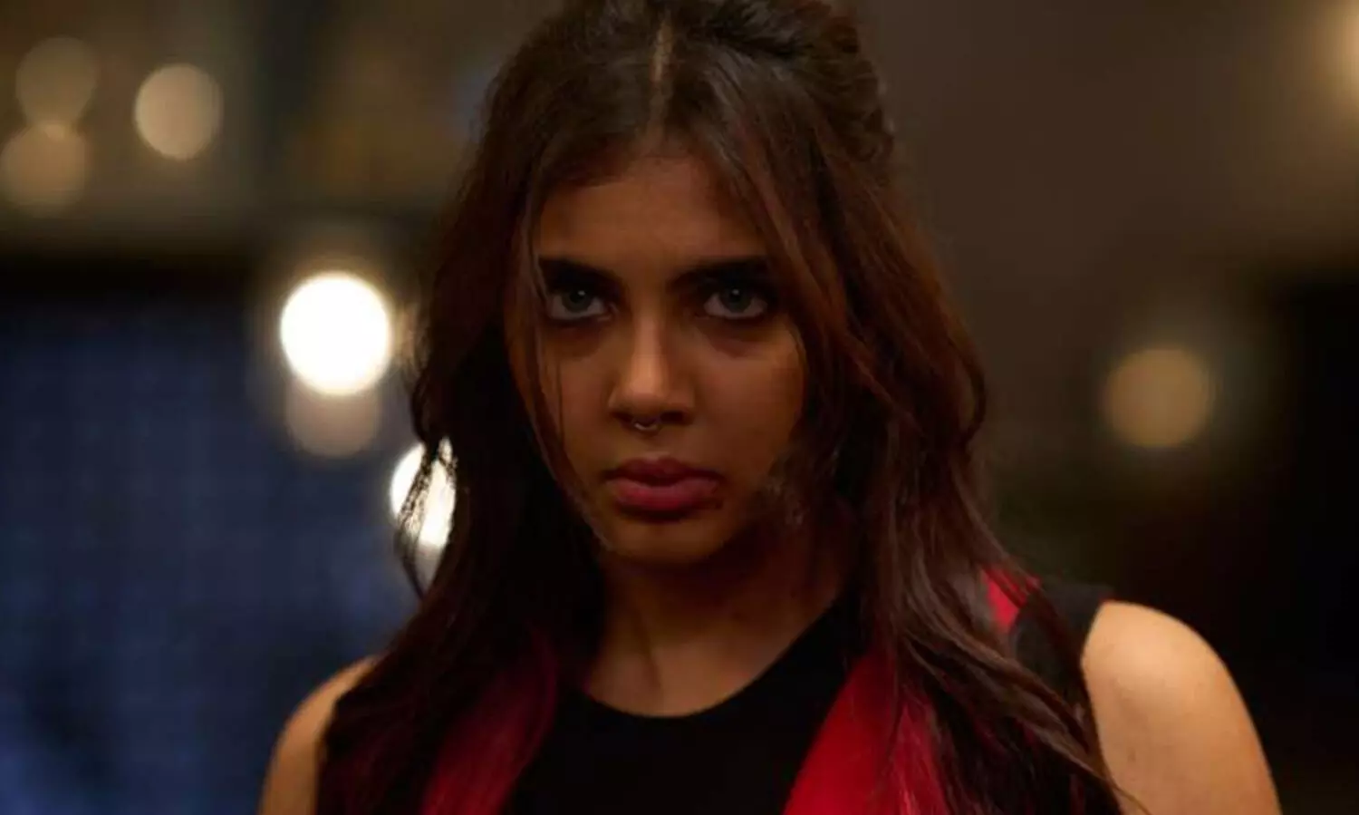 ബംഗളൂരുവിലെ സ്ത്രീകളെക്കുറിച്ച് മോശം പരാമർശം; ക്ഷമ ചോദിച്ച് ലോക ടീം, സംഭാഷണം നീക്കം ചെയ്യും