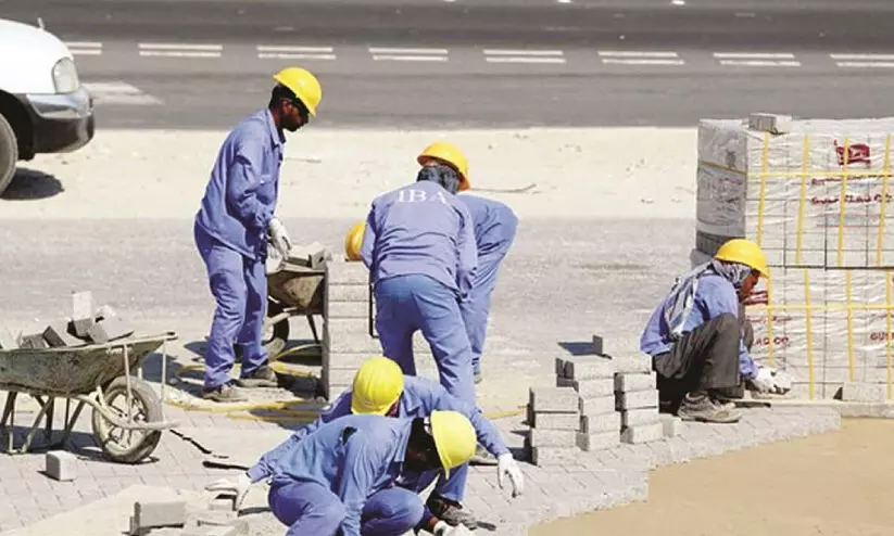 ഉച്ചസമയത്തെ ജോലി നിരോധം; 1910 നിയമലംഘനങ്ങൾ രേഖപ്പെടുത്തി ഉച്ചസമയത്തെ ജോലി നിരോധം; 1910 നിയമലംഘനങ്ങൾ രേഖപ്പെടുത്തി