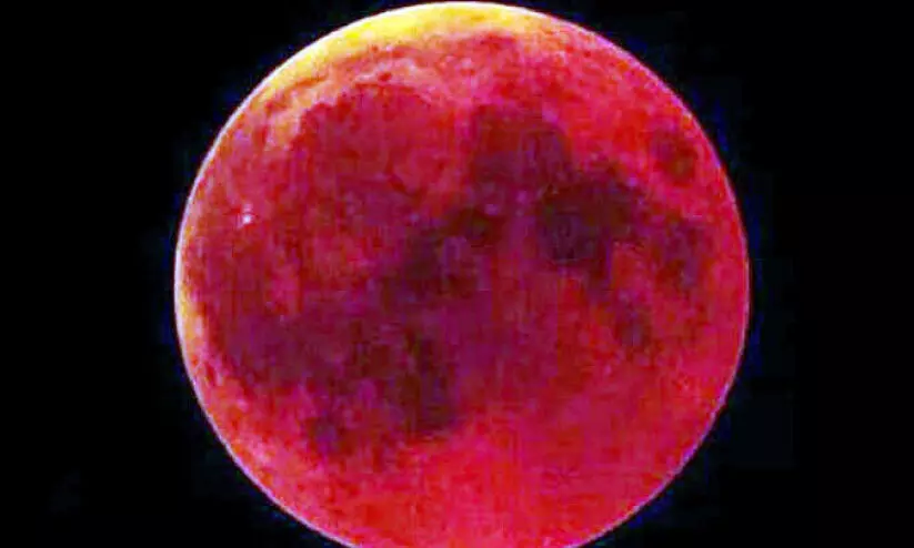 പൂ​ർ​ണ ച​ന്ദ്ര​ഗ്ര​ഹ​ണം ഞാ​യ​റാ​ഴ്ച; മ്യൂ​സി​യം ഓ​ഫ് ഇ​സ്‌​ലാ​മി​ക് ആ​ർ​ട്ടിൽ കാ​ണാ​ൻ അ​വ​സ​രം