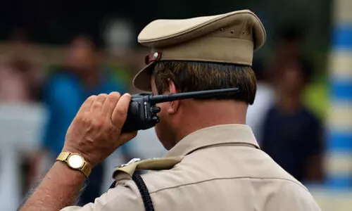 സ്വകാര്യ വാഹനങ്ങൾക്ക്​ അപ്രഖ്യാപിത വിലക്ക്