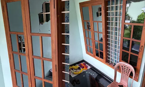 മുൻ നേതാവിനെയും മാതാവിനെയും ബി.ജെ.പി പ്രവർത്തകർ വീട്ടിൽ കയറി ആക്രമിച്ചു