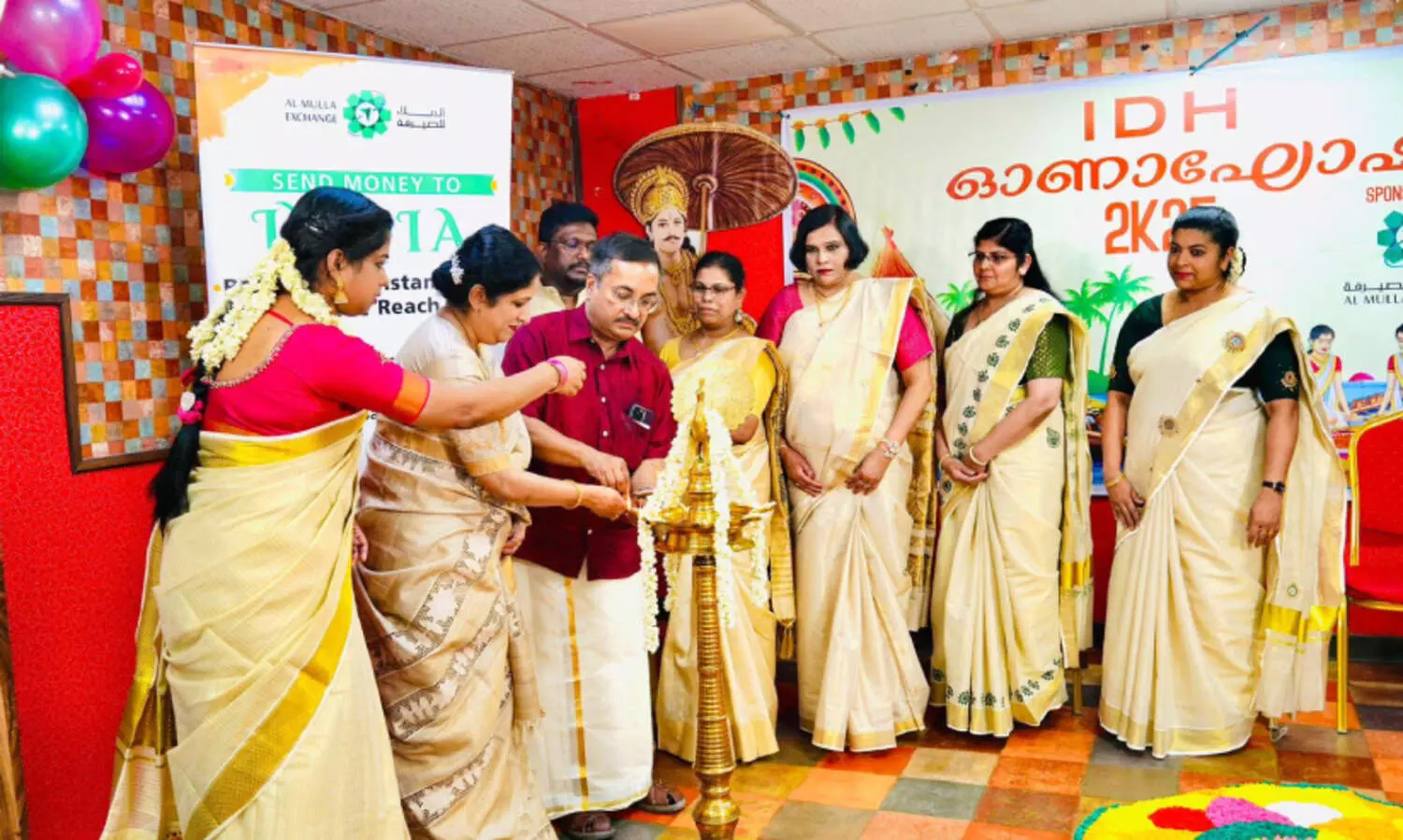 ഓ​ണാ​ഘോ​ഷം വ​ർ​ണാ​ഭ​മാ​ക്കി ന​ഴ്സു​മാ​ർ