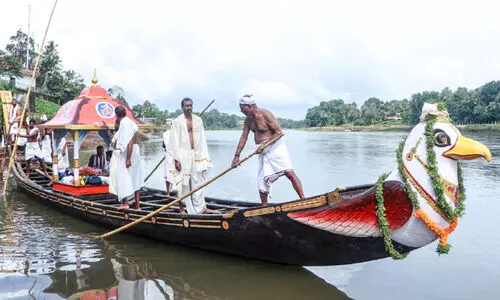 തിരുവോണത്തോണി ഇന്ന്​ പുറപ്പെടും
