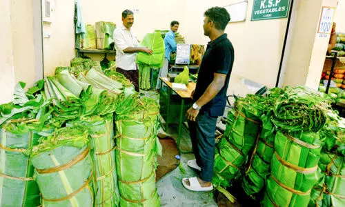 Leaf selling shop in Ernakulam market