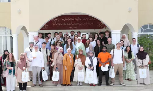 സ്വ​ദേ​ശി​ക​ള​ല്ലാ​ത്ത​വ​ര്‍ക്ക് അ​റ​ബി പ​ഠി​ക്ക​ൽ; പു​തി​യ ബാ​ച്ചി​ൽ 46 വി​ദ്യാ​ര്‍ഥി​ക​ൾ