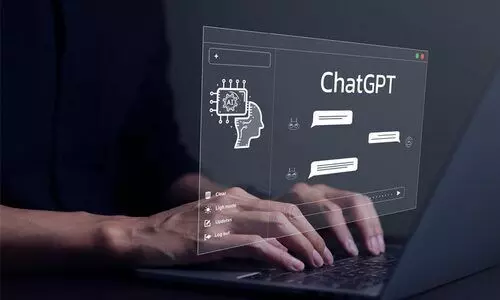 അങ്ങനെ എല്ലാം ചാറ്റ് ചെയ്യാൻ വരട്ടെ... അപകടം മണത്താൽ ചാറ്റ് ജി.പി.ടിയുമായുള്ള നിങ്ങളുടെ ചാറ്റുകൾ പൊലീസിന് കൈമാറും