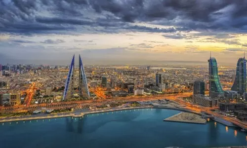 ബഹ്റൈനിലെ സ്വകാര്യമേഖലയിലെ ജീവനക്കാർക്ക് അടിസ്ഥാന ശമ്പളത്തിൽ വർഷംതോറും വർധനവ് വേണം; ആവശ്യവുമായി പാർലമെന്‍റിൽ പ്രമേയം