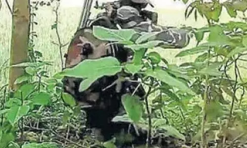 ജാർഖണ്ഡിൽ മാവോയിസ്റ്റുകളുമായുള്ള ഏറ്റുമുട്ടലിൽ രണ്ട് സുരക്ഷാ ഉദ്യോഗസ്ഥർ കൊല്ലപ്പെട്ടു