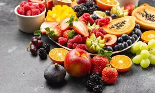 വൃക്കകളുടെ ആരോഗ്യത്തിന് കഴിക്കേണ്ട അഞ്ച് പഴങ്ങൾ