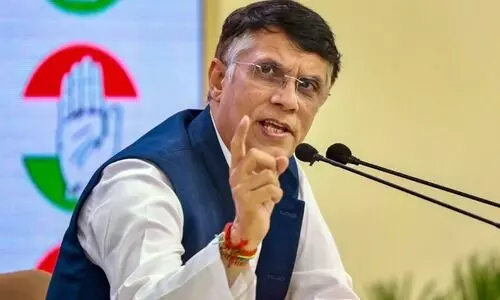 വോട്ട് മോഷ്ടിച്ചവർ ഇപ്പോൾ പെട്രോൾ മോഷ്ടിക്കുന്നു  -കോൺഗ്രസ്