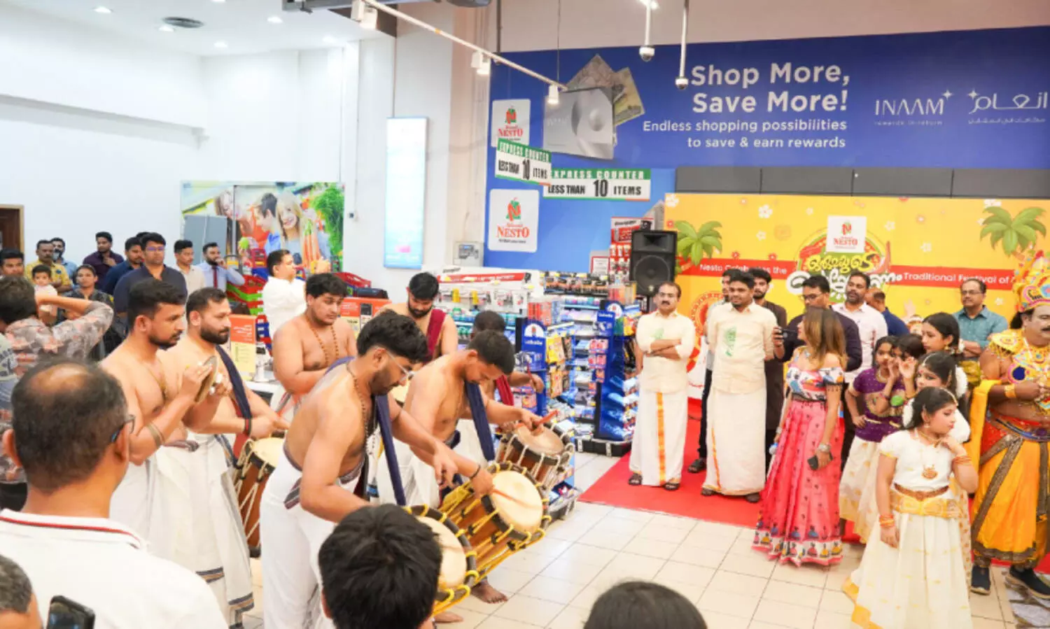സം​ഗീ​ത​വി​രു​ന്നും രു​ചി​ക്കൂ​ട്ടു​ക​ളു​മാ​യി ഉ​ത്സ​വ​ക്കാ​ഴ്ച​യി​ല്‍ നെ​സ്റ്റോ​യു​ടെ ഓ​ണാ​ഘോ​ഷം