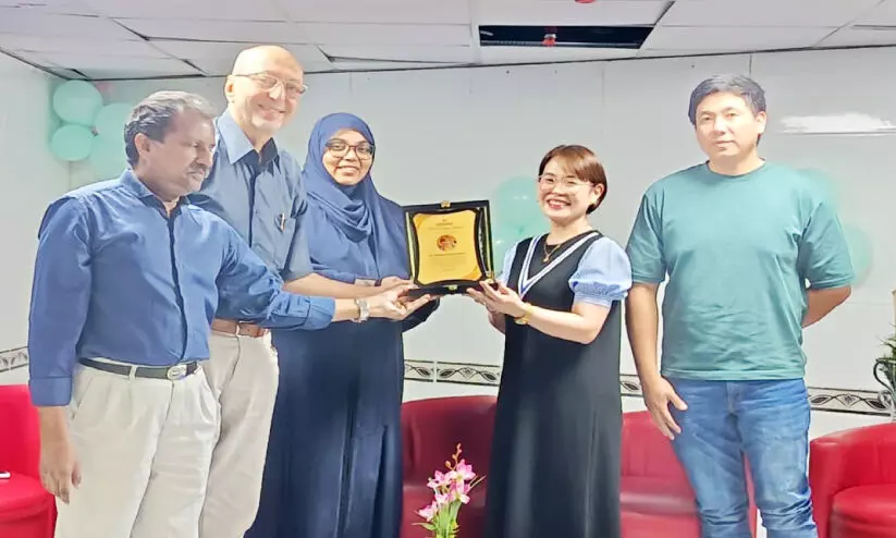 ഡോ. പ്രീഷ്യസിന് ജെ.എൻ.എച്ച്, അൽറയാൻ മാനേജ്മെന്റ് യാത്രയയപ്പ് നൽകി ഡോ. പ്രീഷ്യസിന് ജെ.എൻ.എച്ച്, അൽറയാൻ മാനേജ്മെന്റ് യാത്രയയപ്പ് നൽകി