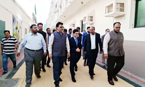 ന​വീ​ക​രി​ച്ച ജി​ദ്ദ ഇ​ന്റ​ർ​നാ​ഷ​ന​ൽ ഇ​ന്ത്യ​ൻ സ്കൂ​ൾ കി​ന്റ​ർ​ഗാ​ർ​ട്ട​ൻ കെ​ട്ടി​ട​ത്തി​ൽ ക്ലാ​സ് ആ​രം​ഭി​ച്ചു