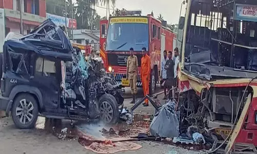 ഉറങ്ങുമ്പോൾ കേൾക്കുന്ന പാട്ടുകൾ കേൾക്കുന്നതും കൂടുതൽ ഭക്ഷണം കഴിക്കുന്നതും ഉറക്കത്തിലേക്ക് നയിച്ചേക്കാം,  വാഹനമോടിക്കുമ്പോൾ ശ്രദ്ധിക്കണം