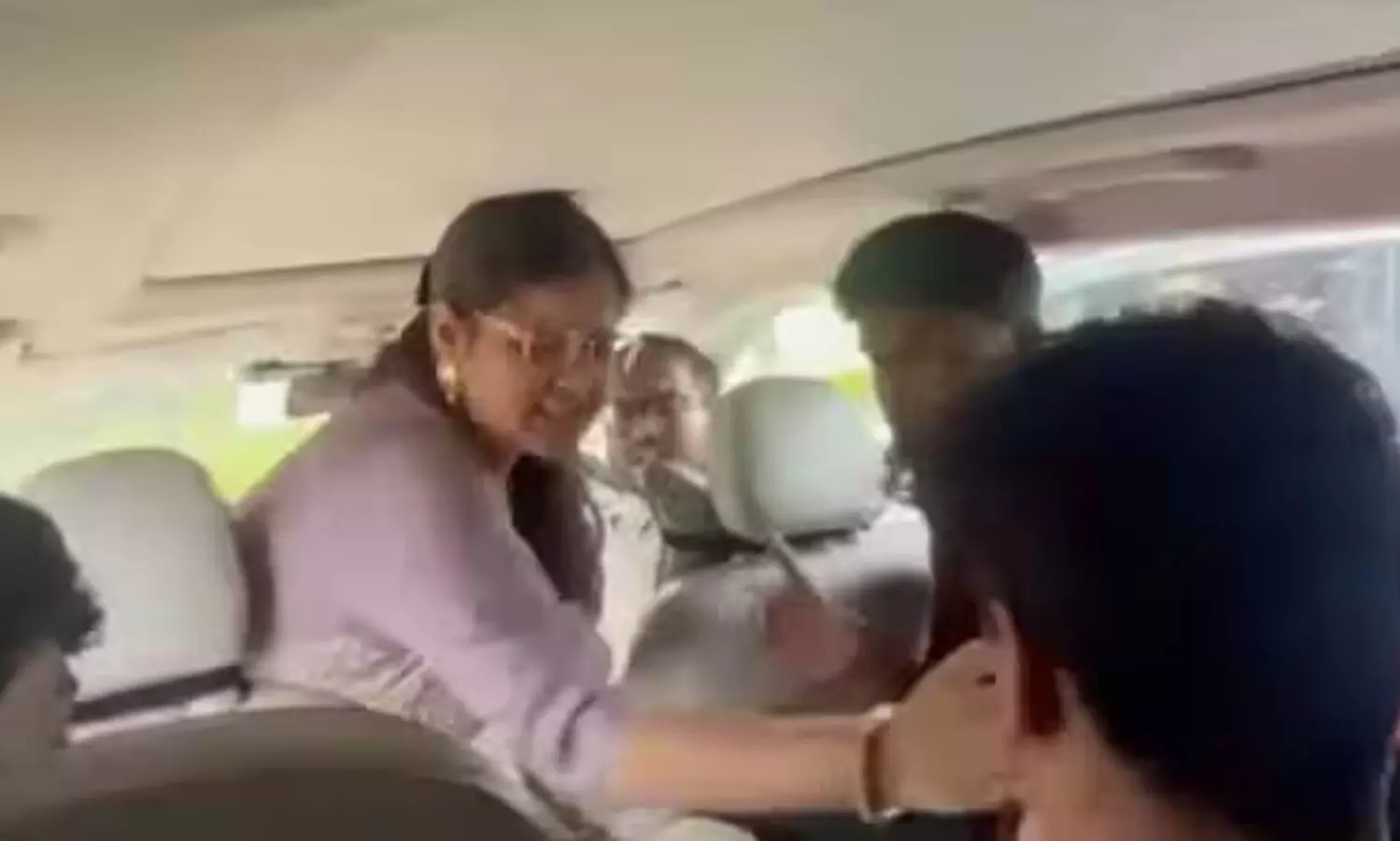 വാഹനത്തിനുള്ളിലിട്ട് അടിച്ചത് 50തോളം തവണ; യു.പിയിലെ സ്വകാര്യ സർവകലാശാലയിൽ നിയമ വിദ്യാർഥിക്ക് ക്രൂര മർദനം