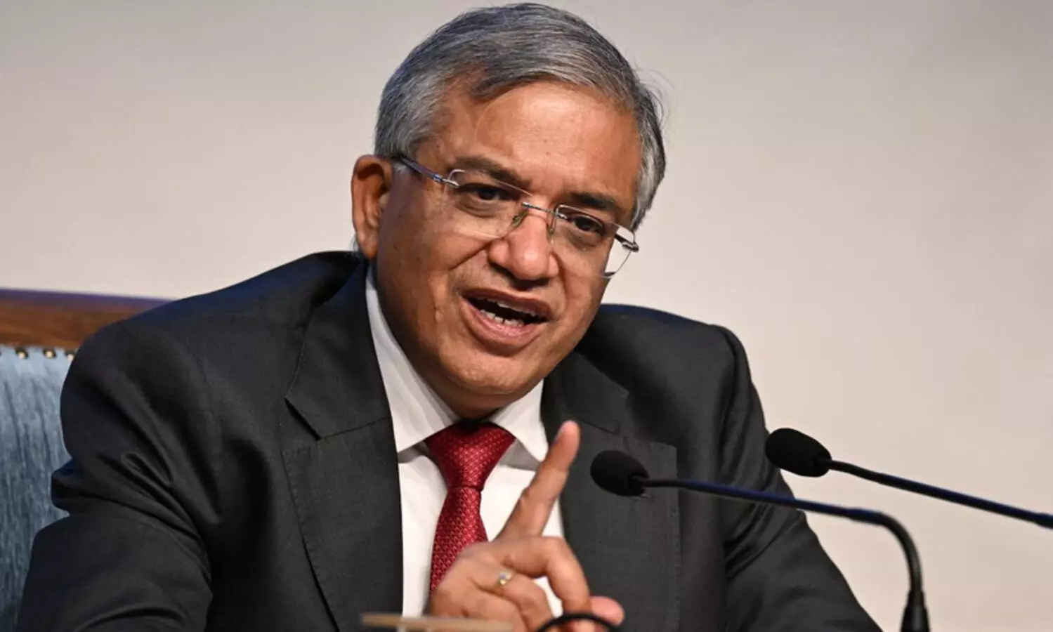 രാഷ്ട്രീയ കൊടുങ്കാറ്റിന് പുല്ലുവില;   എസ്.ഐ.ആർ ഇന്ത്യ മുഴുവൻ നടപ്പിലാക്കാനുള്ള തയാറെടുപ്പുകളോടെ തെരഞ്ഞെടുപ്പ്   കമീഷൻ മുന്നോട്ട്