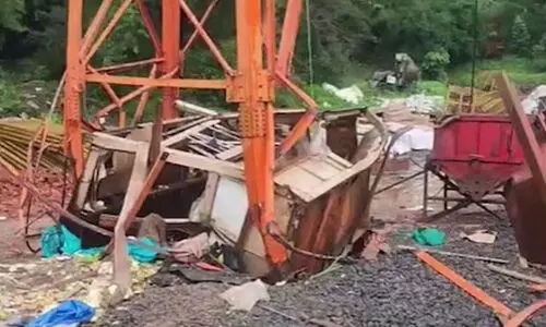 ഗുജറാത്തിൽ റോപ് വേ തകർന്ന് ആറ് മരണം