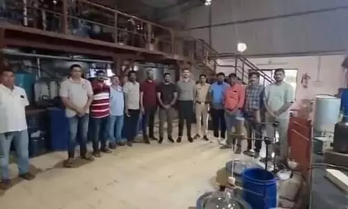 സ്വന്തമായി നിർമാണശാല, സ്റ്റോക്കിൽ 12,000 കോടി രൂപയുടെ മയക്കുമരുന്ന്, തെലങ്കാനയില്‍ രാസ വിദഗ്ദ്ധന്‍ ഉള്‍പ്പെടെ 12 പേര്‍ അറസ്റ്റില്‍