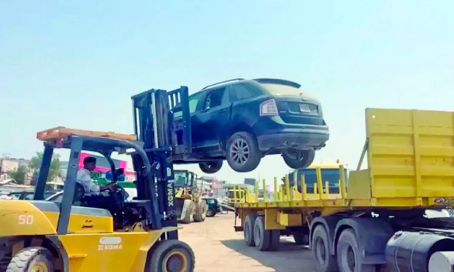 Unauthorized car sheds removed, abandoned vehicles seized